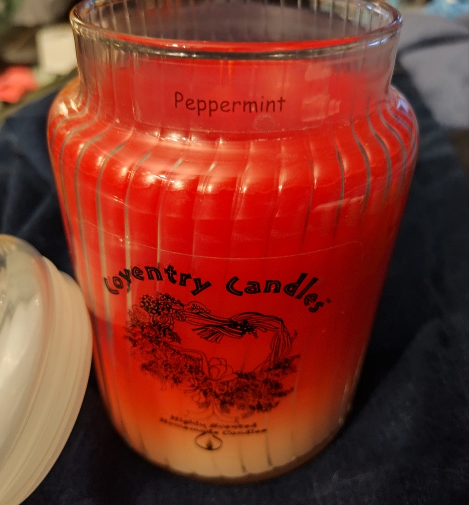 NEW!! COVENTRY CANDLE (Peppermint)